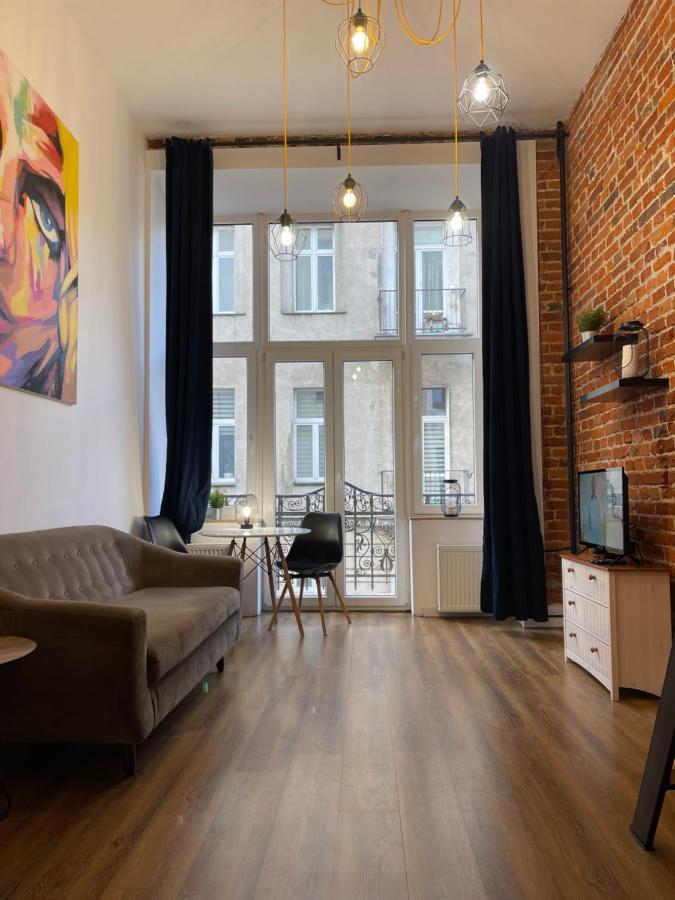 Urokliwy Loft W Ncl Kamienica Vabank Nr 18 Apartment Lodź Bagian luar foto
