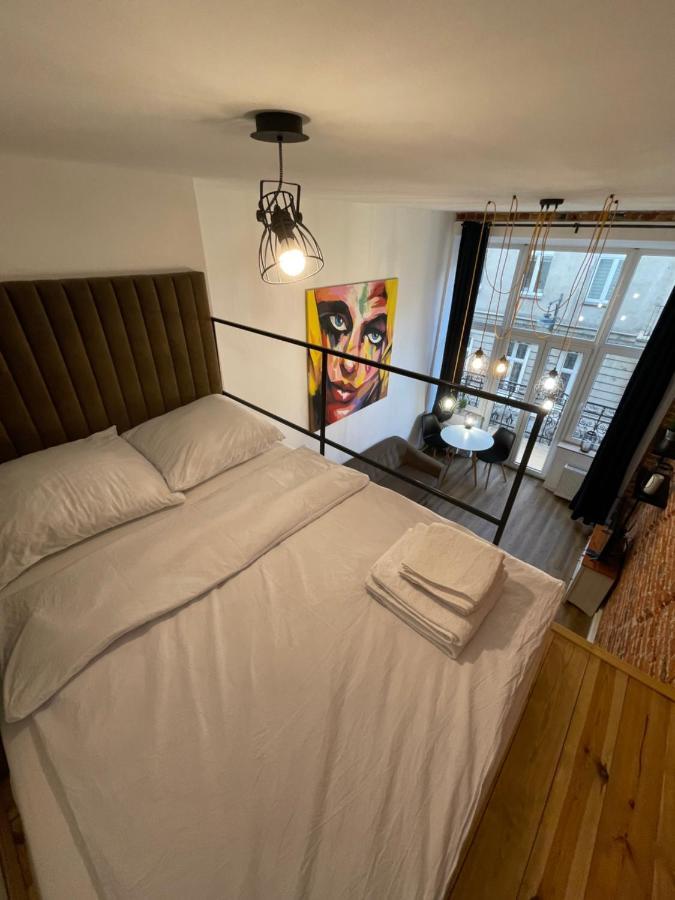 Urokliwy Loft W Ncl Kamienica Vabank Nr 18 Apartment Lodź Bagian luar foto